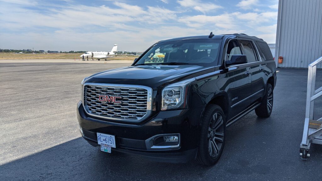 Airport transfers SUV Limousine